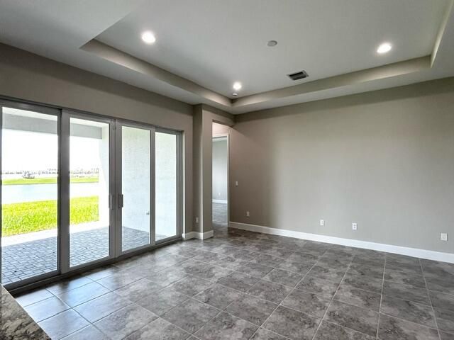 For Rent: $3,400 (3 beds, 3 baths, 2040 Square Feet)