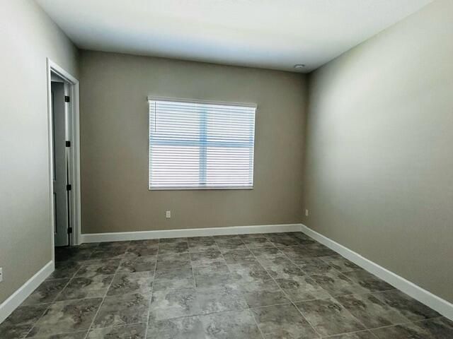 For Rent: $3,400 (3 beds, 3 baths, 2040 Square Feet)