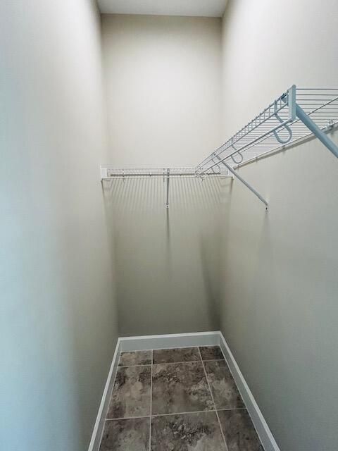 For Rent: $3,400 (3 beds, 3 baths, 2040 Square Feet)