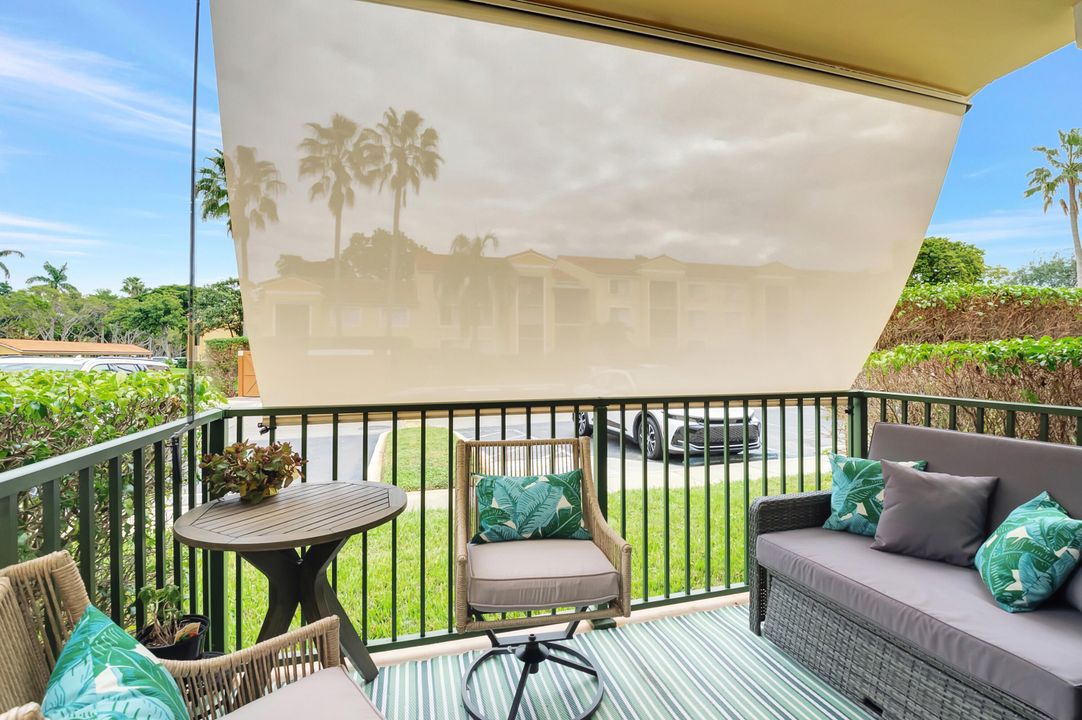 На продажу: $339,000 (3 спален, 2 ванн, 1296 Квадратных фут)