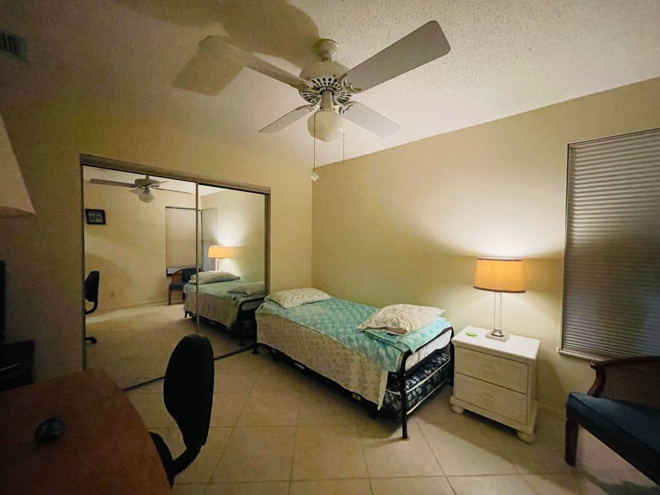 В аренду: $2,100 (2 спален, 2 ванн, 1119 Квадратных фут)