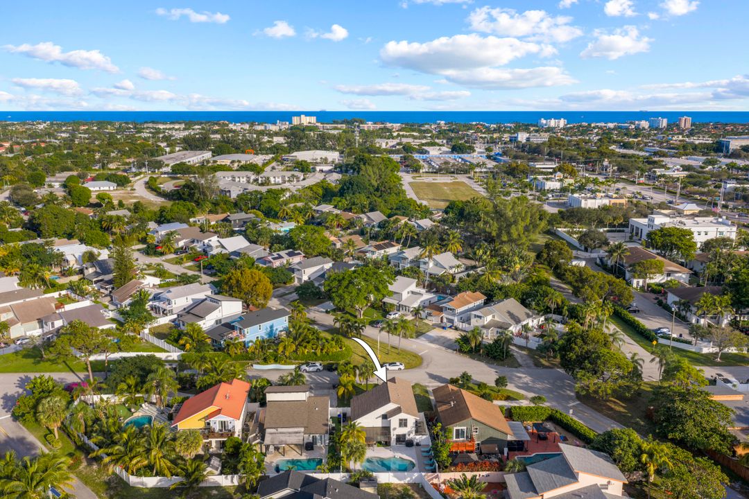 En Venta: $849,999 (3 camas, 3 baños, 1655 Pies cuadrados)