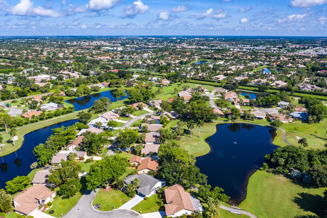 En Venta: $650,000 (2 camas, 2 baños, 1665 Pies cuadrados)