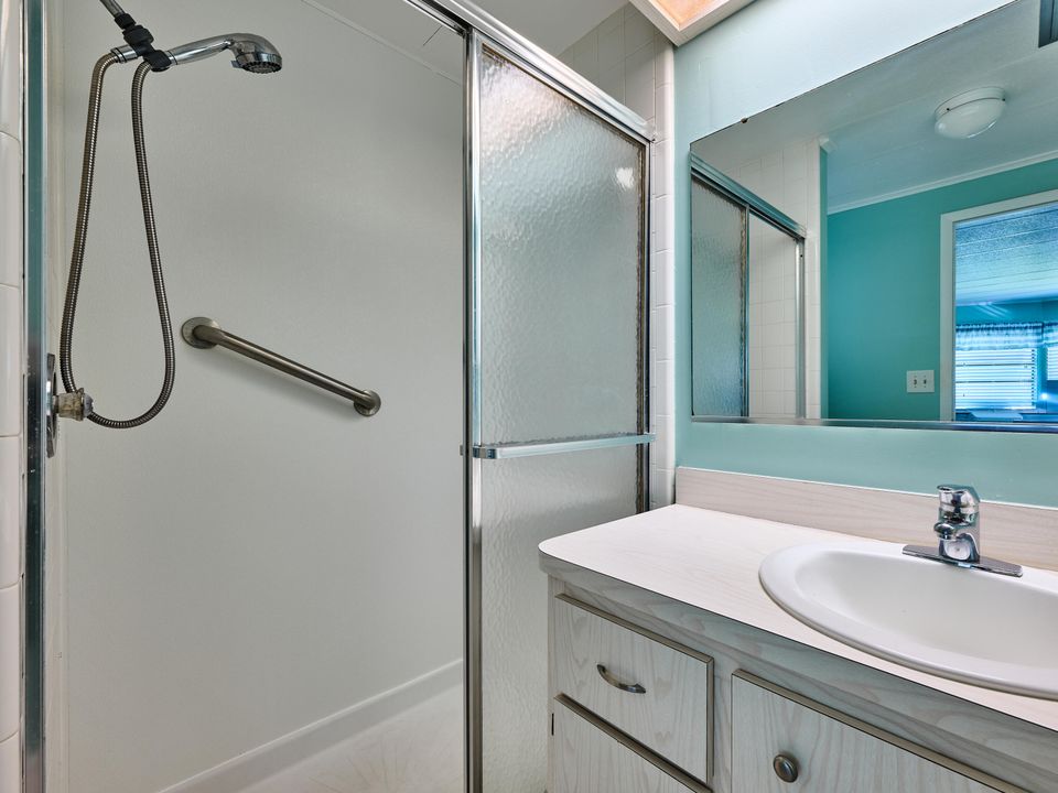 For Sale: $249,000 (2 beds, 2 baths, 1454 Square Feet)