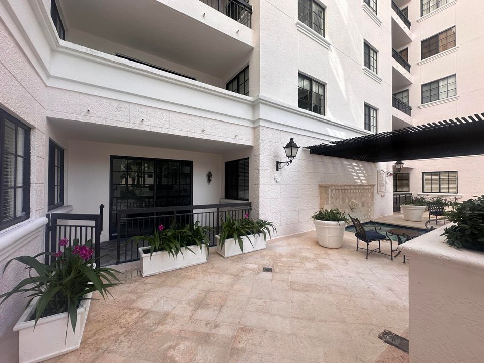 В аренду: $4,400 (3 спален, 2 ванн, 1362 Квадратных фут)