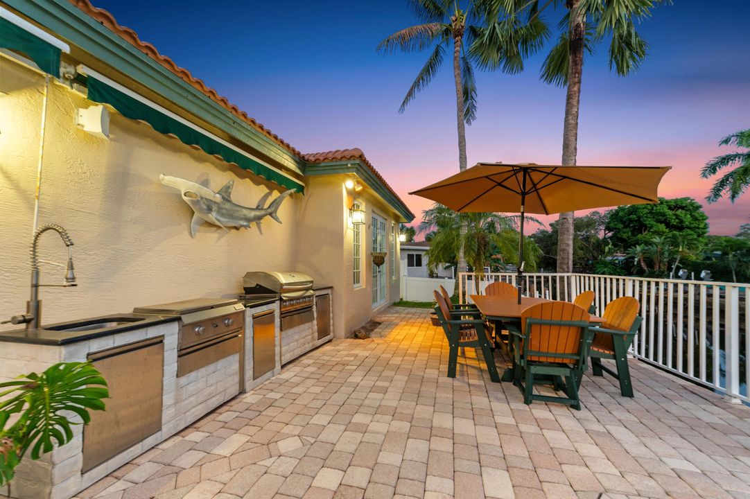 En Venta: $1,700,000 (3 camas, 3 baños, 2662 Pies cuadrados)