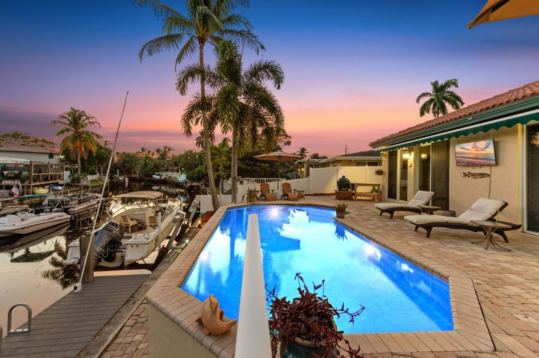 En Venta: $1,700,000 (3 camas, 3 baños, 2662 Pies cuadrados)