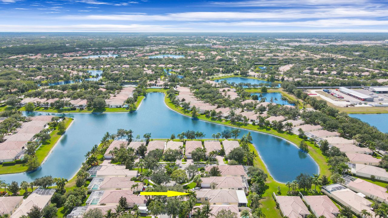 En Venta: $925,000 (3 camas, 2 baños, 2226 Pies cuadrados)