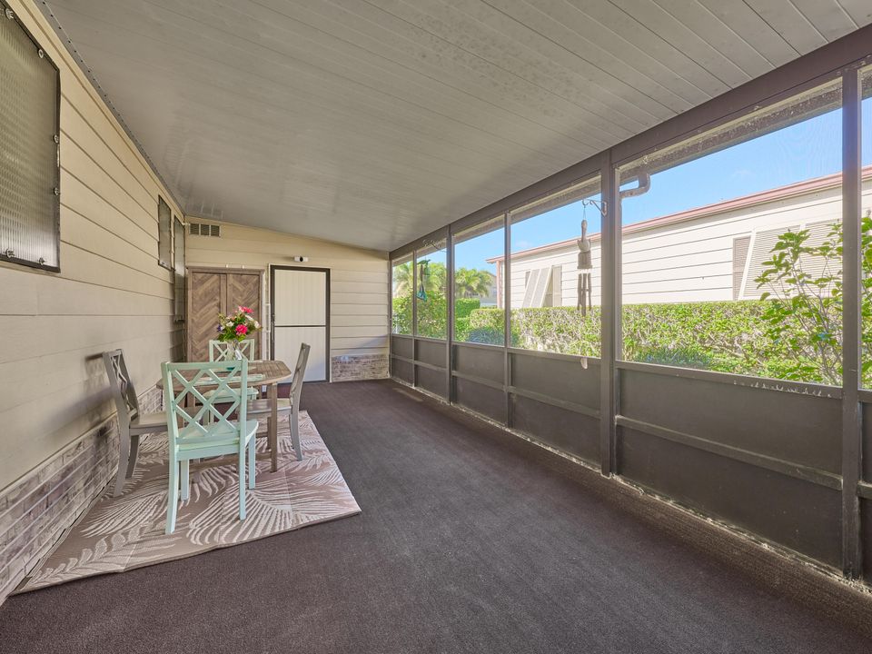 For Sale: $249,000 (2 beds, 2 baths, 1454 Square Feet)