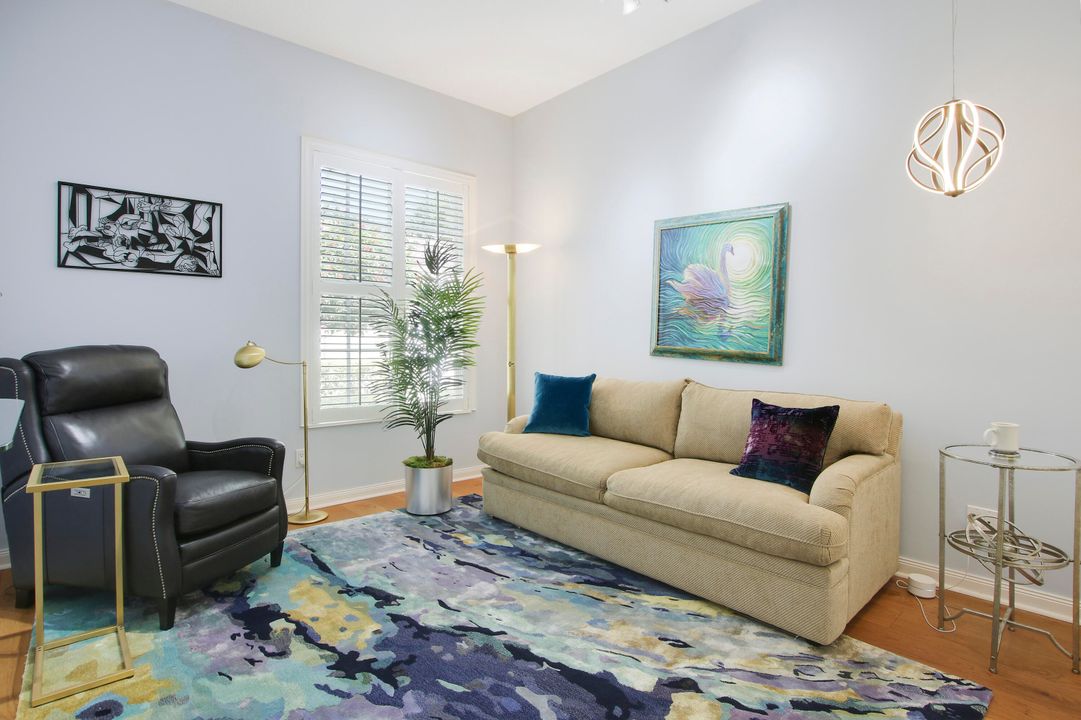 En Venta: $925,000 (3 camas, 2 baños, 2226 Pies cuadrados)