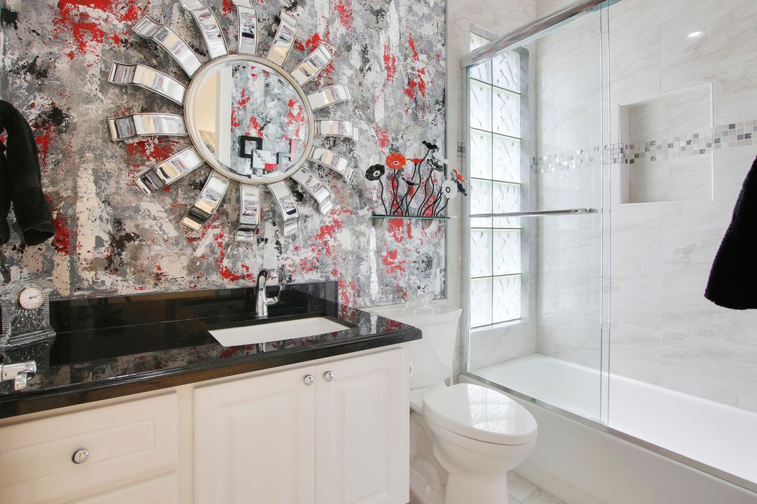 En Venta: $925,000 (3 camas, 2 baños, 2226 Pies cuadrados)