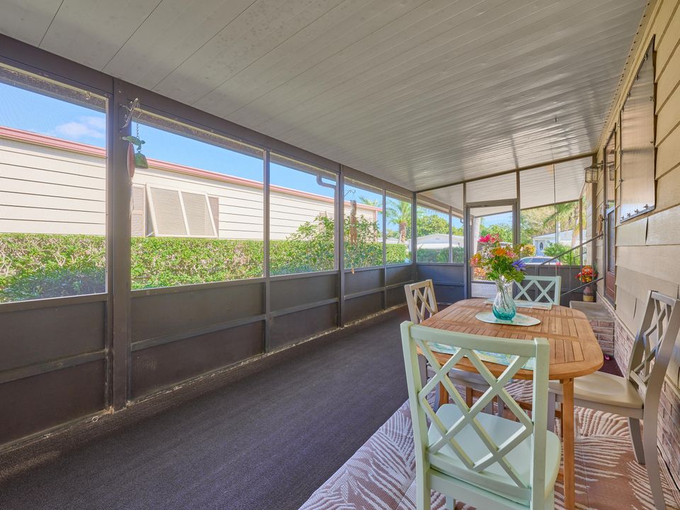 For Sale: $249,000 (2 beds, 2 baths, 1454 Square Feet)