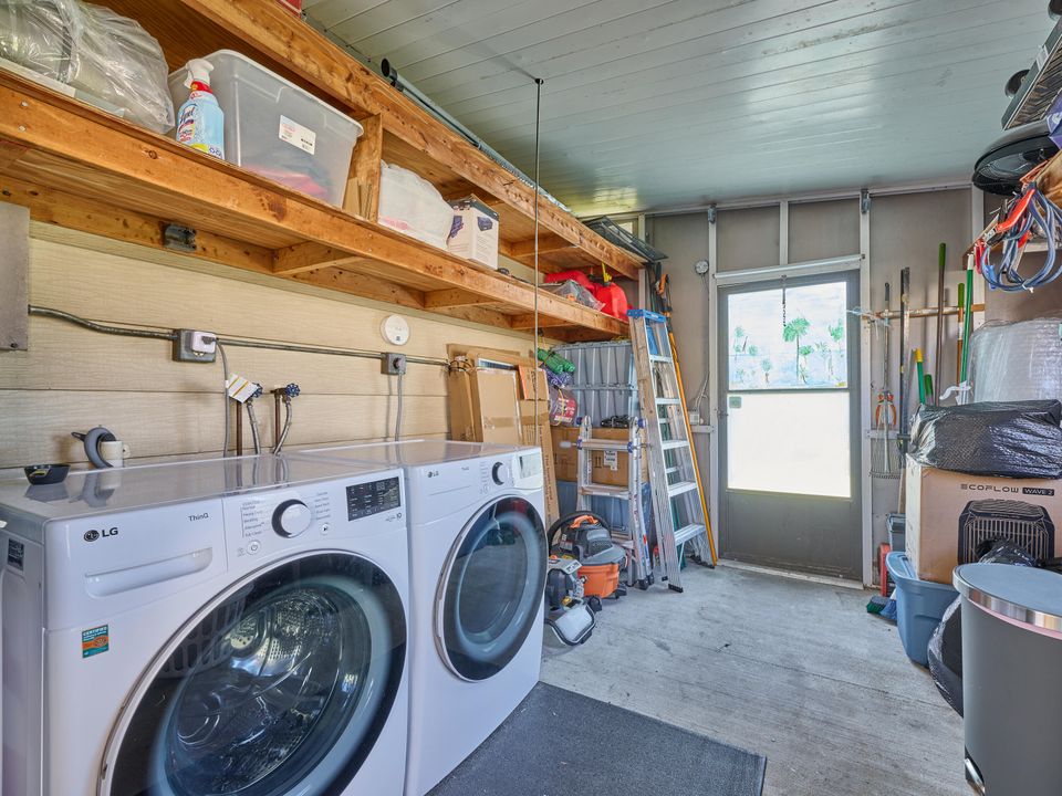 For Sale: $249,000 (2 beds, 2 baths, 1454 Square Feet)