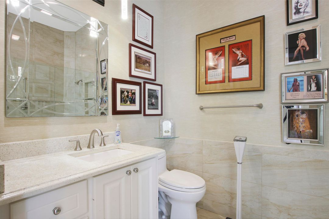 En Venta: $925,000 (3 camas, 2 baños, 2226 Pies cuadrados)