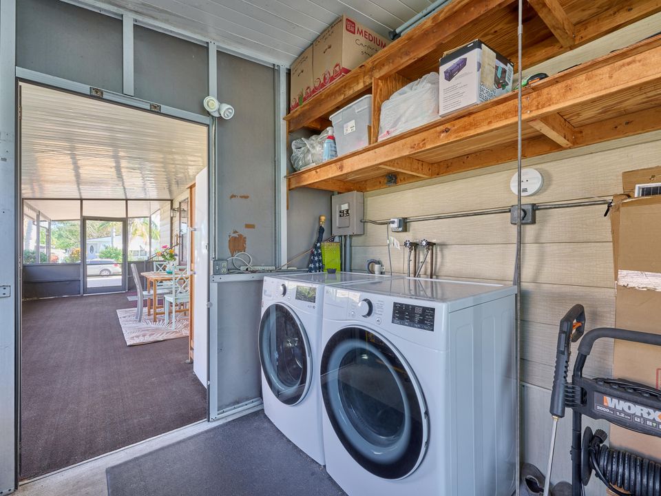 For Sale: $249,000 (2 beds, 2 baths, 1454 Square Feet)