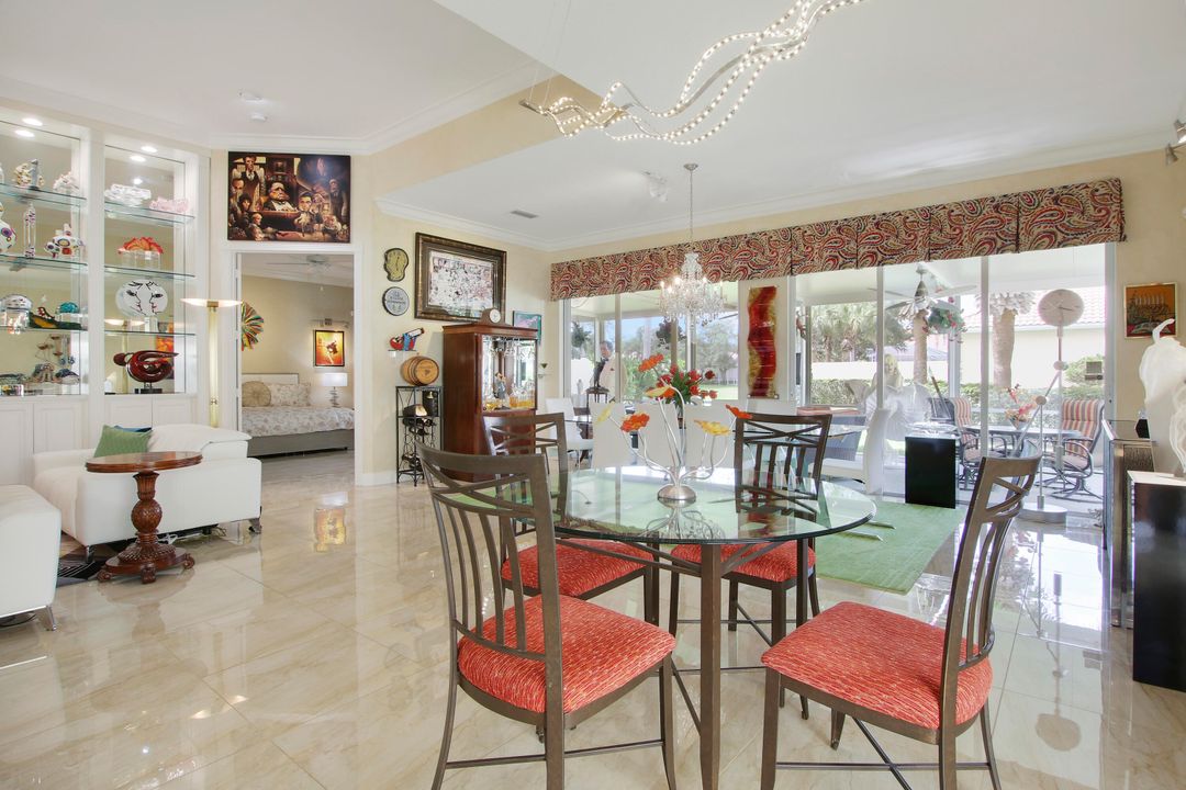 En Venta: $925,000 (3 camas, 2 baños, 2226 Pies cuadrados)