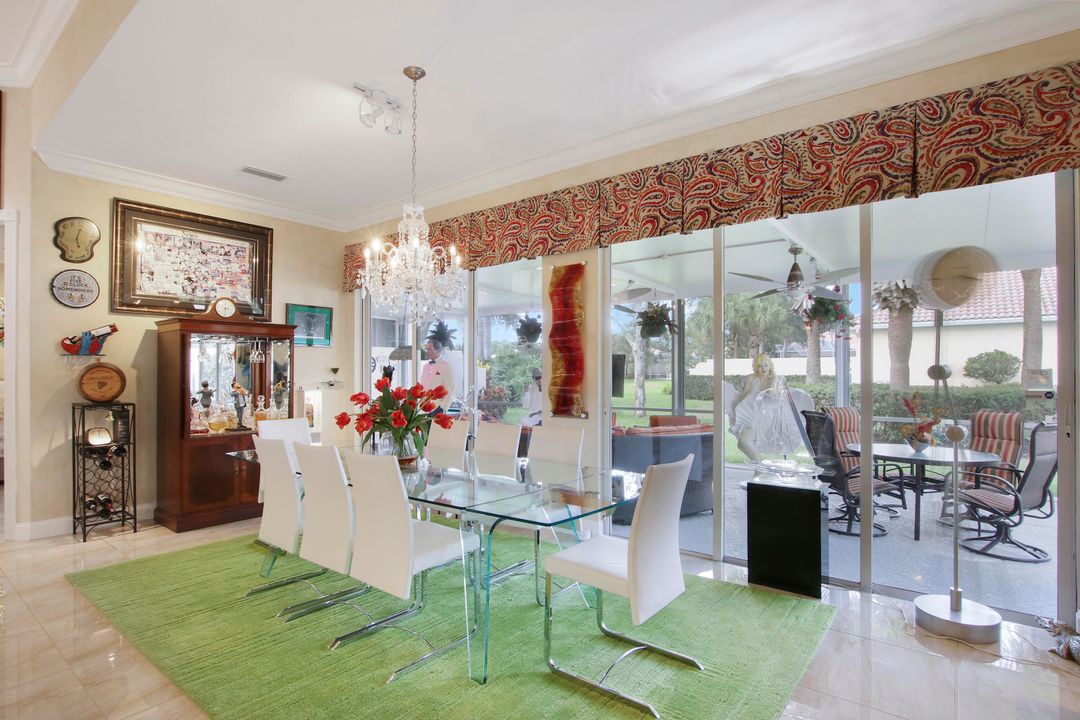 En Venta: $925,000 (3 camas, 2 baños, 2226 Pies cuadrados)