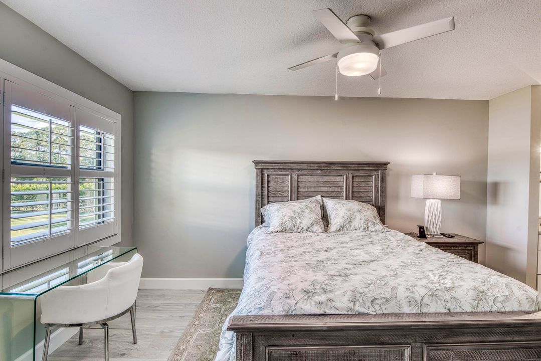 На продажу: $300,000 (2 спален, 2 ванн, 1000 Квадратных фут)