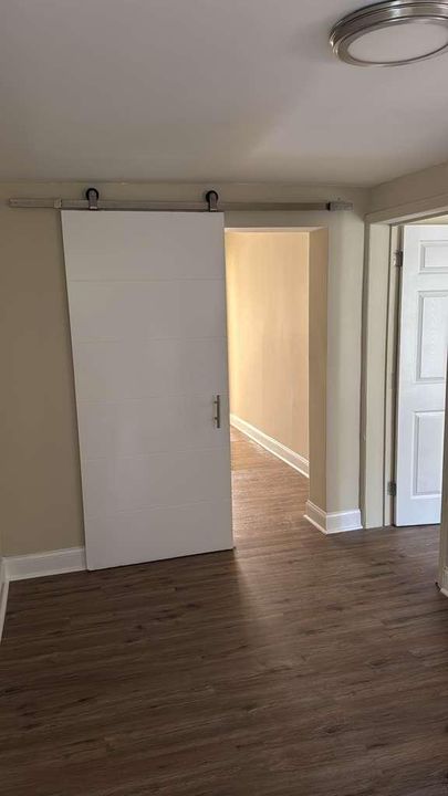 For Rent: $1,150 (1 beds, 2 baths, 1707 Square Feet)