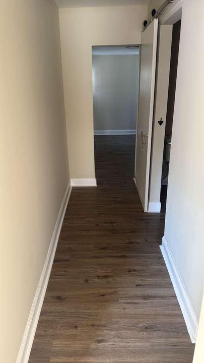 For Rent: $1,150 (1 beds, 2 baths, 1707 Square Feet)