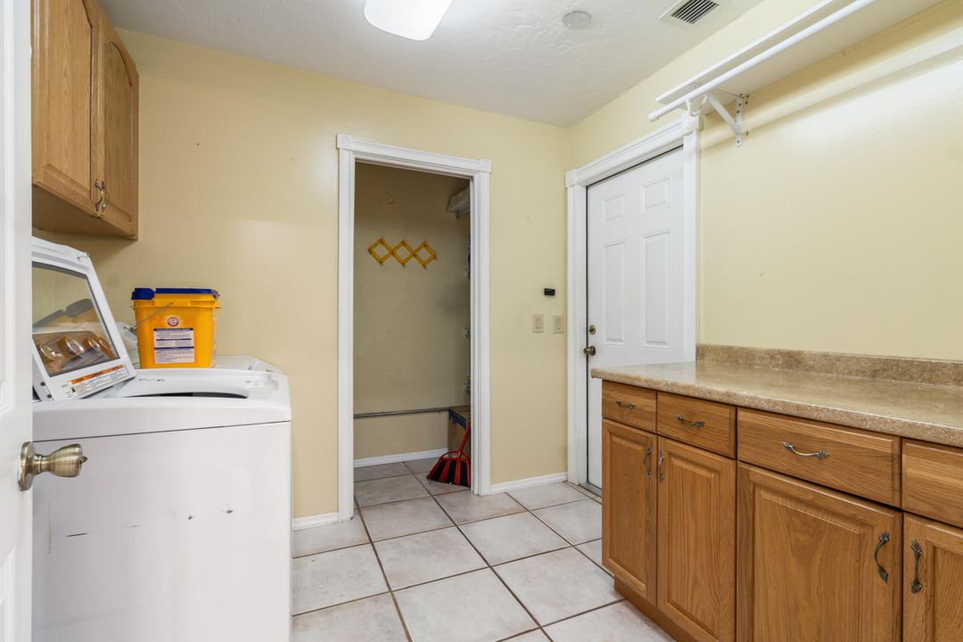 For Rent: $3,500 (3 beds, 2 baths, 1786 Square Feet)