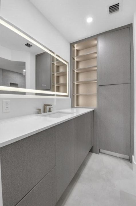 Под контрактом: $699,000 (2 спален, 2 ванн, 1248 Квадратных фут)