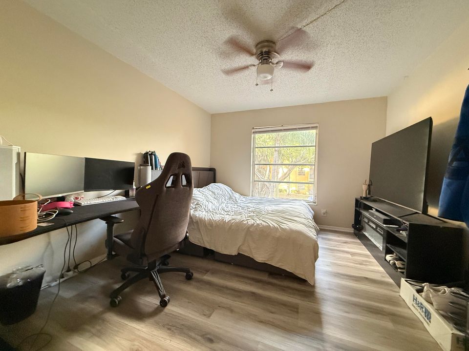 En Renta: $1,950 (2 camas, 2 baños, 936 Pies cuadrados)