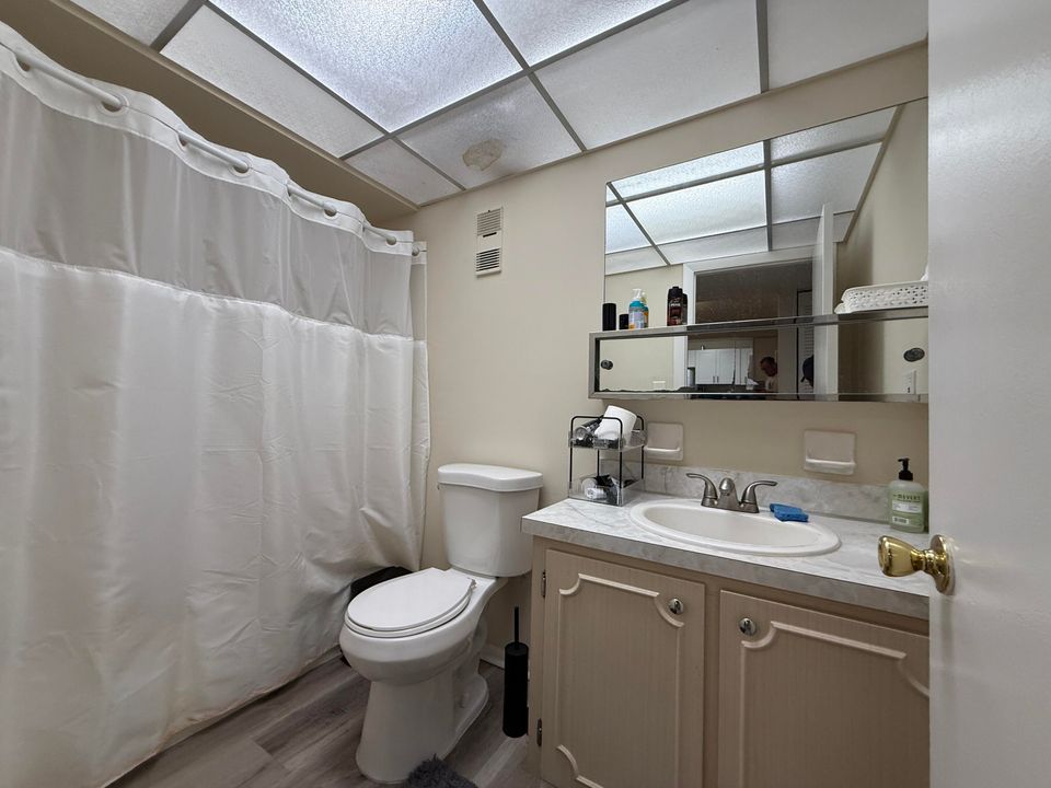 En Renta: $1,950 (2 camas, 2 baños, 936 Pies cuadrados)