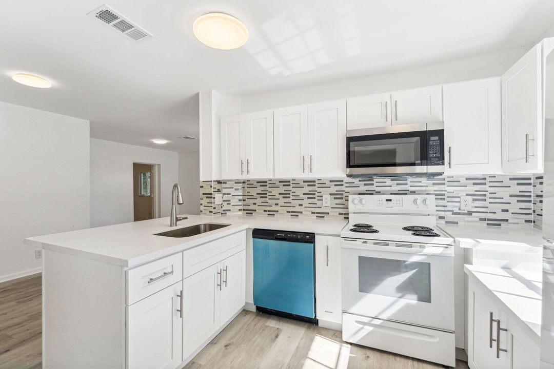 В аренду: $3,200 (4 спален, 2 ванн, 1273 Квадратных фут)