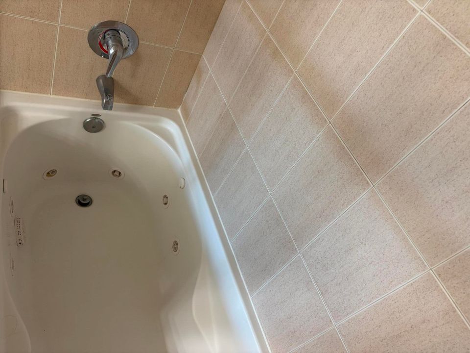 出租: $3,500 (2 贝兹, 2 浴室, 1360 平方英尺)