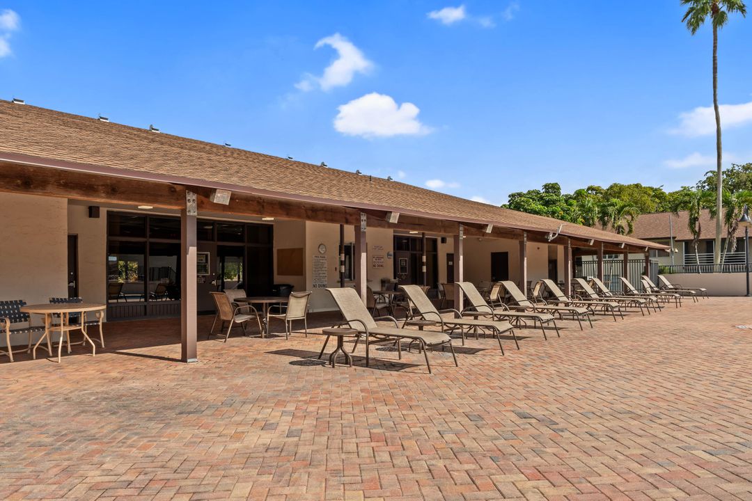 待售: $210,000 (2 贝兹, 2 浴室, 1019 平方英尺)