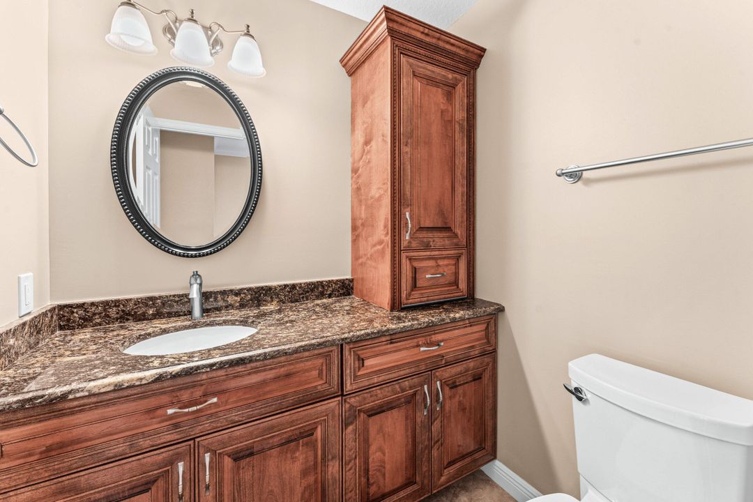 En Venta: $989,900 (4 camas, 2 baños, 2945 Pies cuadrados)