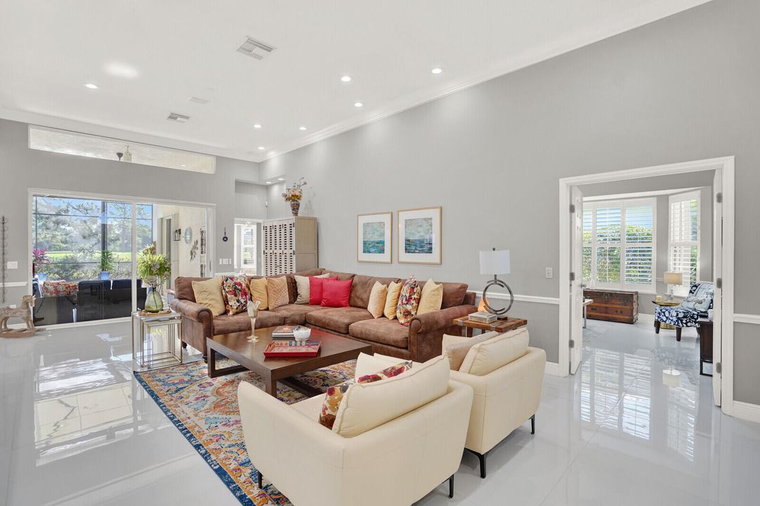 В аренду: $7,500 (3 спален, 2 ванн, 2337 Квадратных фут)