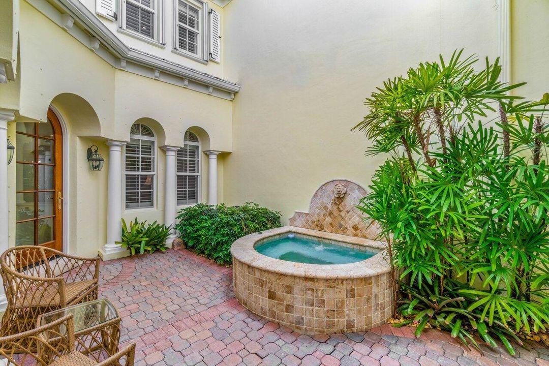 Active With Contract: $2,495,000 (4 beds, 4 baths, 3060 Square Feet)