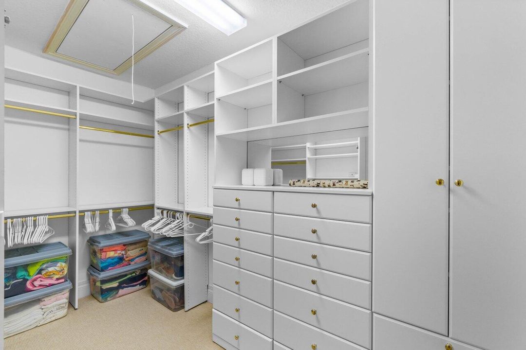 Active With Contract: $2,495,000 (4 beds, 4 baths, 3060 Square Feet)