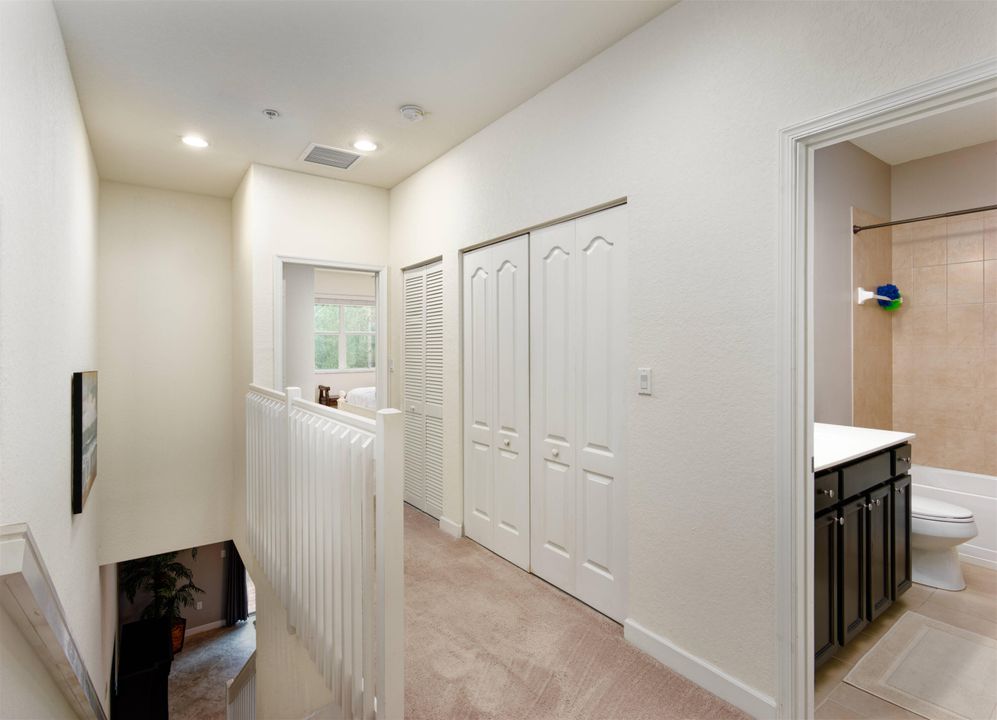For Sale: $339,900 (3 beds, 2 baths, 1614 Square Feet)