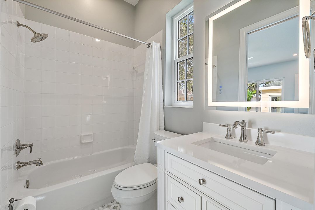 En Renta: $9,000 (3 camas, 2 baños, 2008 Pies cuadrados)