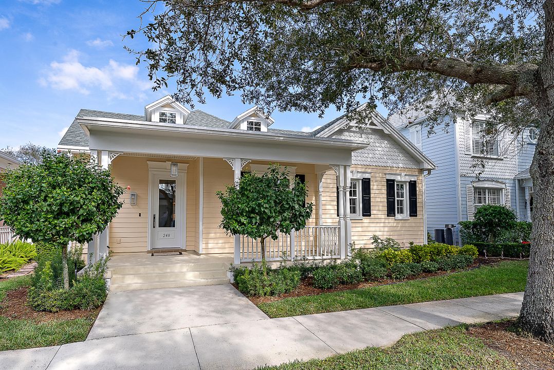 En Renta: $9,000 (3 camas, 2 baños, 2008 Pies cuadrados)