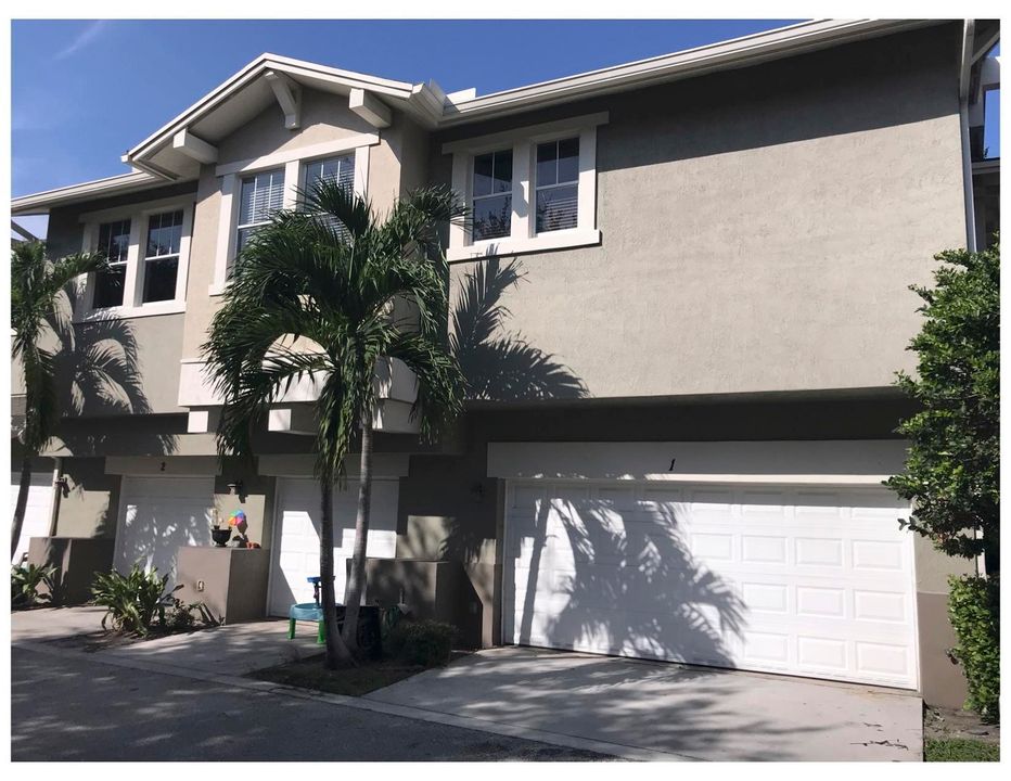 В аренду: $2,600 (2 спален, 2 ванн, 1357 Квадратных фут)