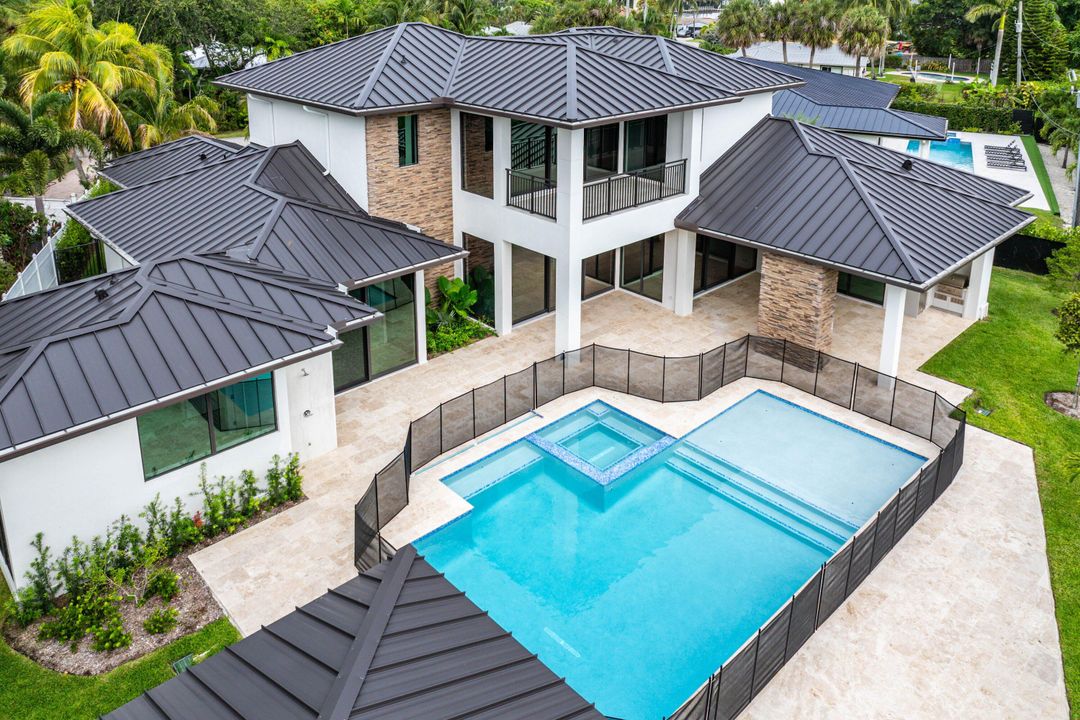 На продажу: $6,150,000 (6 спален, 6 ванн, 5233 Квадратных фут)