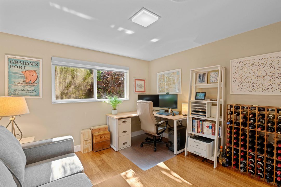 На продажу: $979,000 (3 спален, 2 ванн, 1948 Квадратных фут)