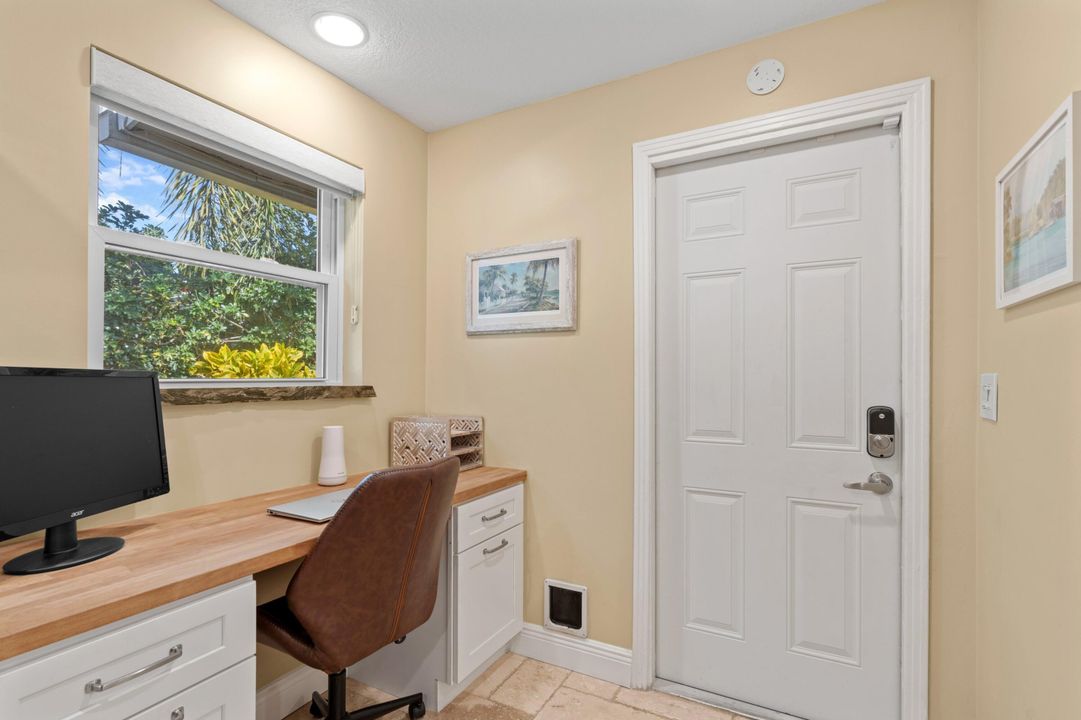 На продажу: $979,000 (3 спален, 2 ванн, 1948 Квадратных фут)