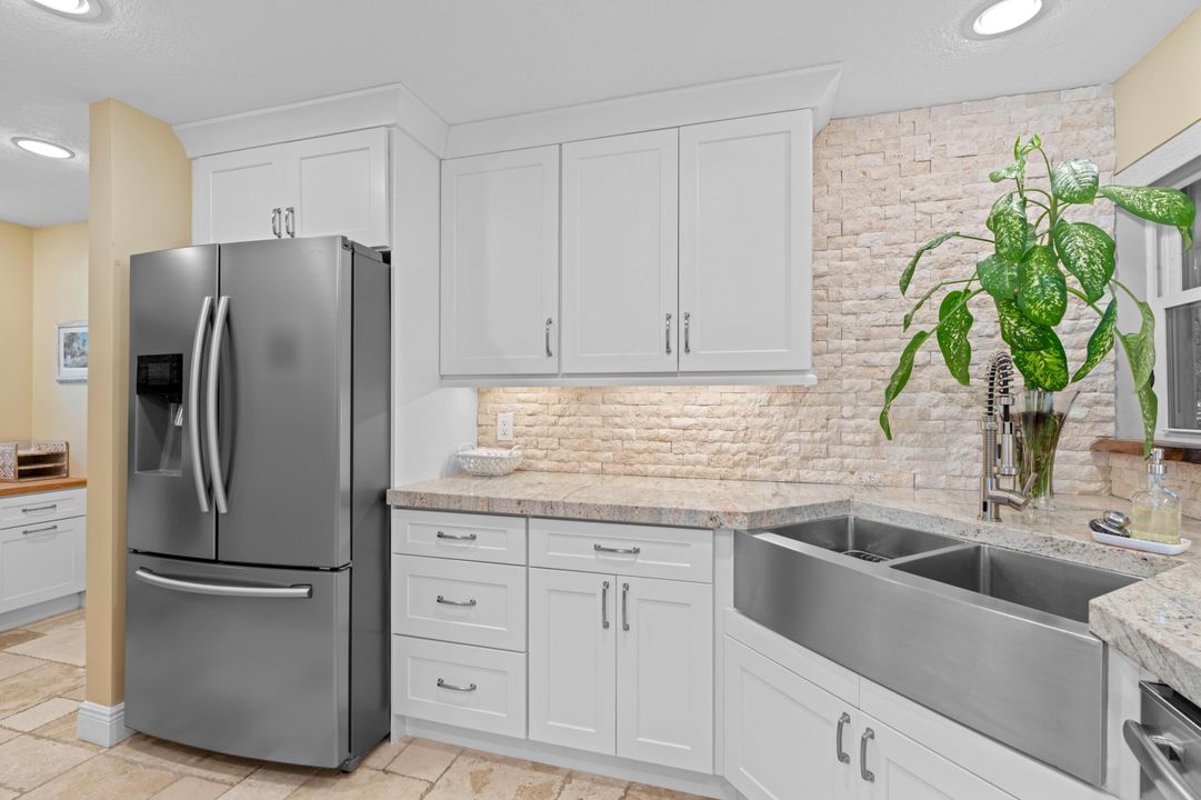 На продажу: $979,000 (3 спален, 2 ванн, 1948 Квадратных фут)