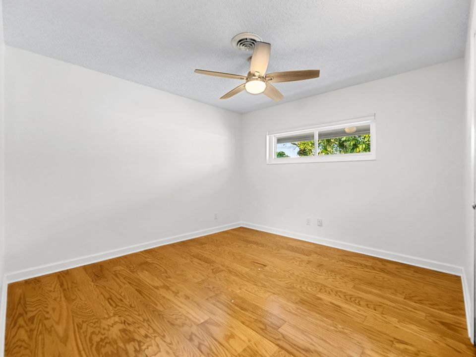 For Sale: $548,000 (4 beds, 3 baths, 1992 Square Feet)