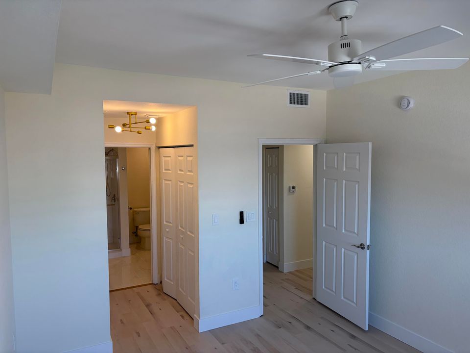 В аренду: $2,850 (2 спален, 1 ванн, 995 Квадратных фут)