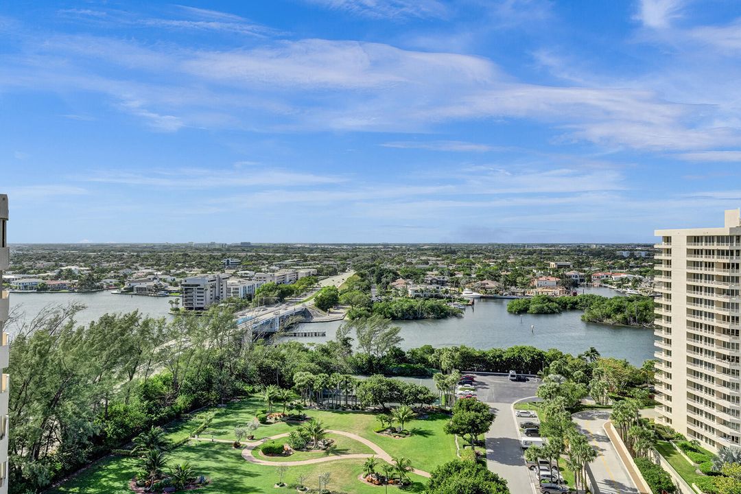 En Venta: $2,395,000 (2 camas, 2 baños, 2150 Pies cuadrados)