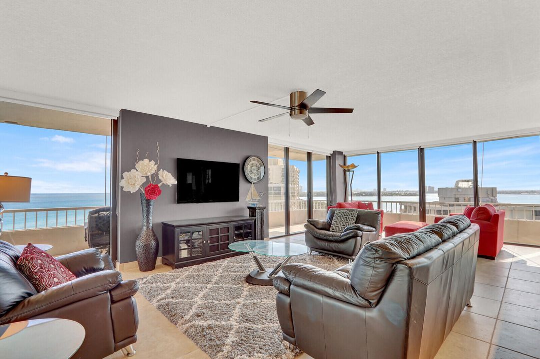 For Rent: $6,000 (2 beds, 2 baths, 1435 Square Feet)