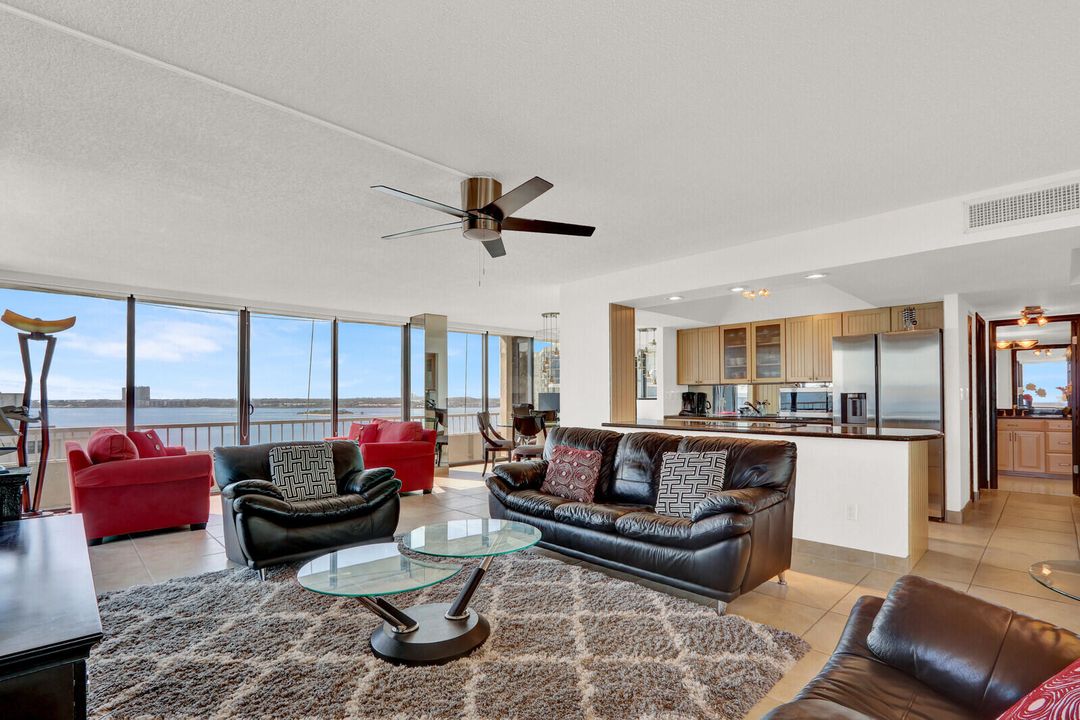 For Rent: $6,000 (2 beds, 2 baths, 1435 Square Feet)