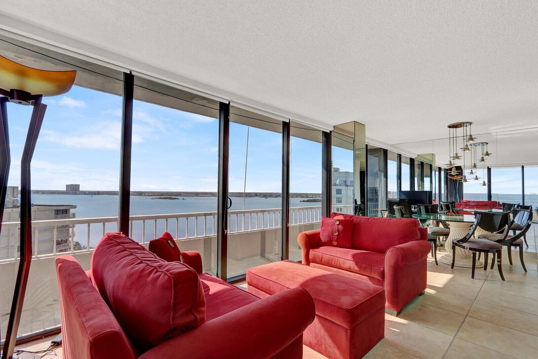 For Rent: $6,000 (2 beds, 2 baths, 1435 Square Feet)