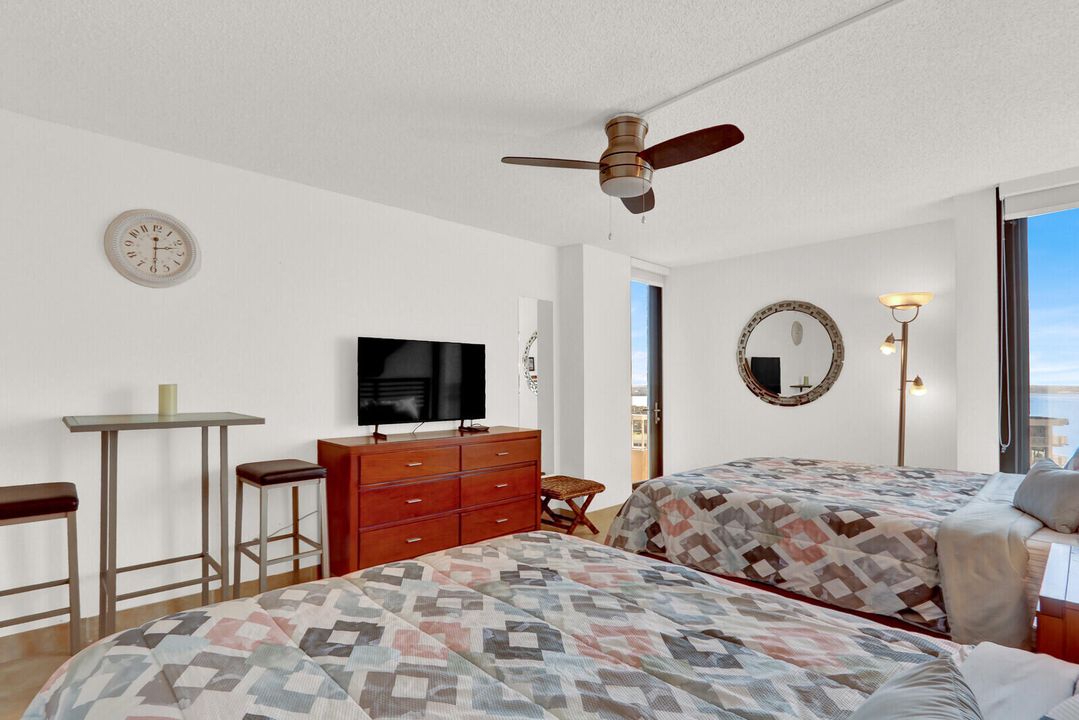 For Rent: $6,000 (2 beds, 2 baths, 1435 Square Feet)